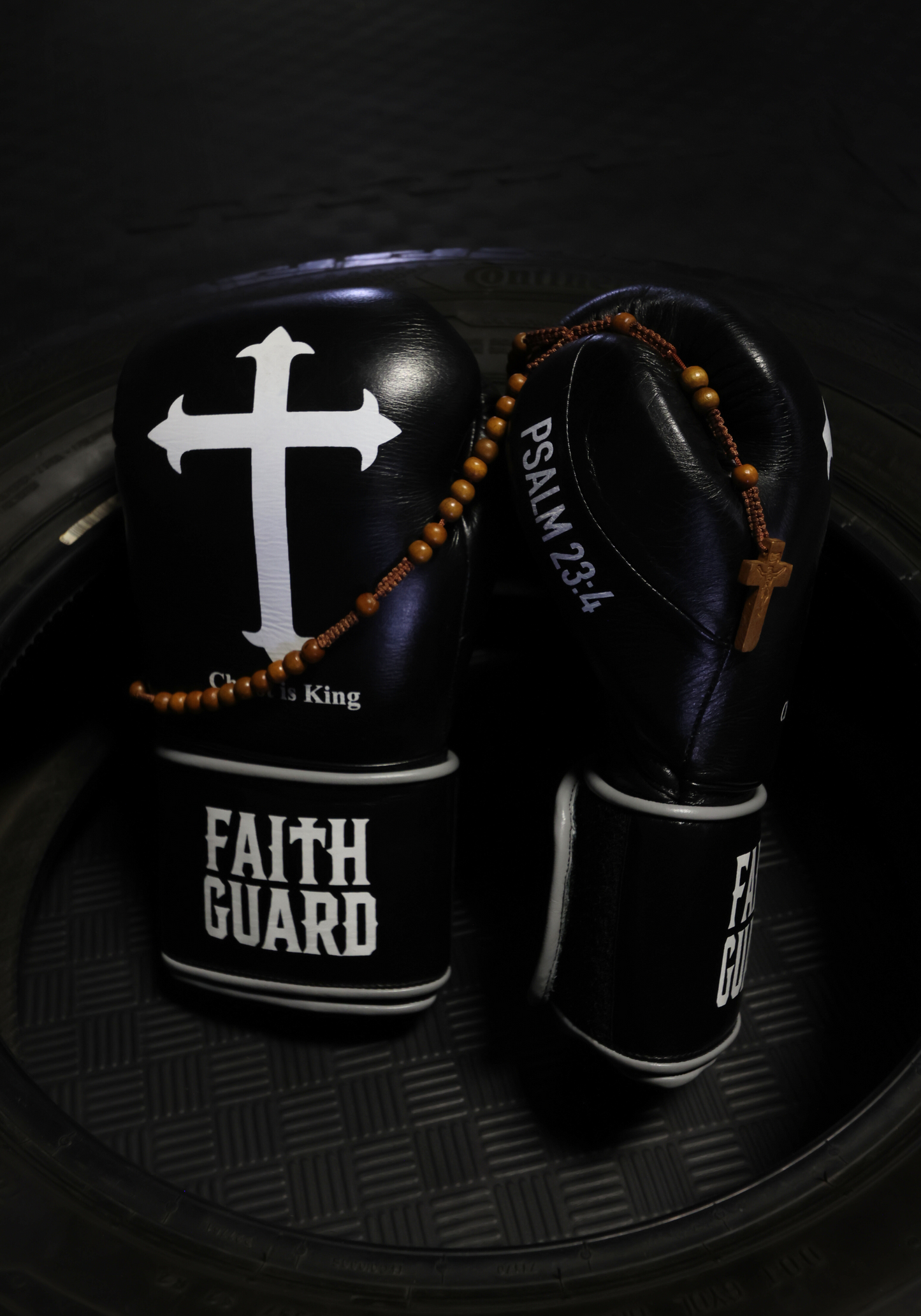 "Christ is King" Boxing Gloves - Founders Launch
