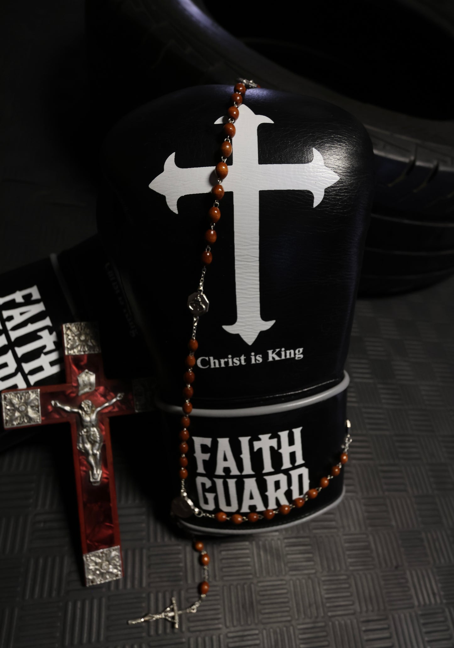 "Christ is King" Boxing Gloves - Founders Launch